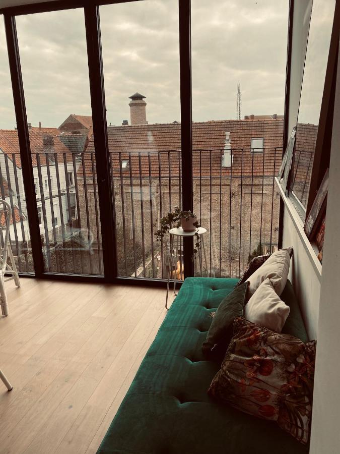 Lichtrijke Loft Bij Restaurant Den Olifant Apartment Ieper Ngoại thất bức ảnh