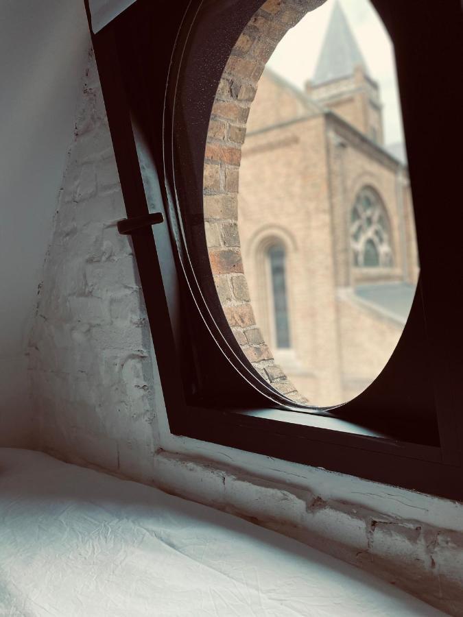 Lichtrijke Loft Bij Restaurant Den Olifant Apartment Ieper Ngoại thất bức ảnh