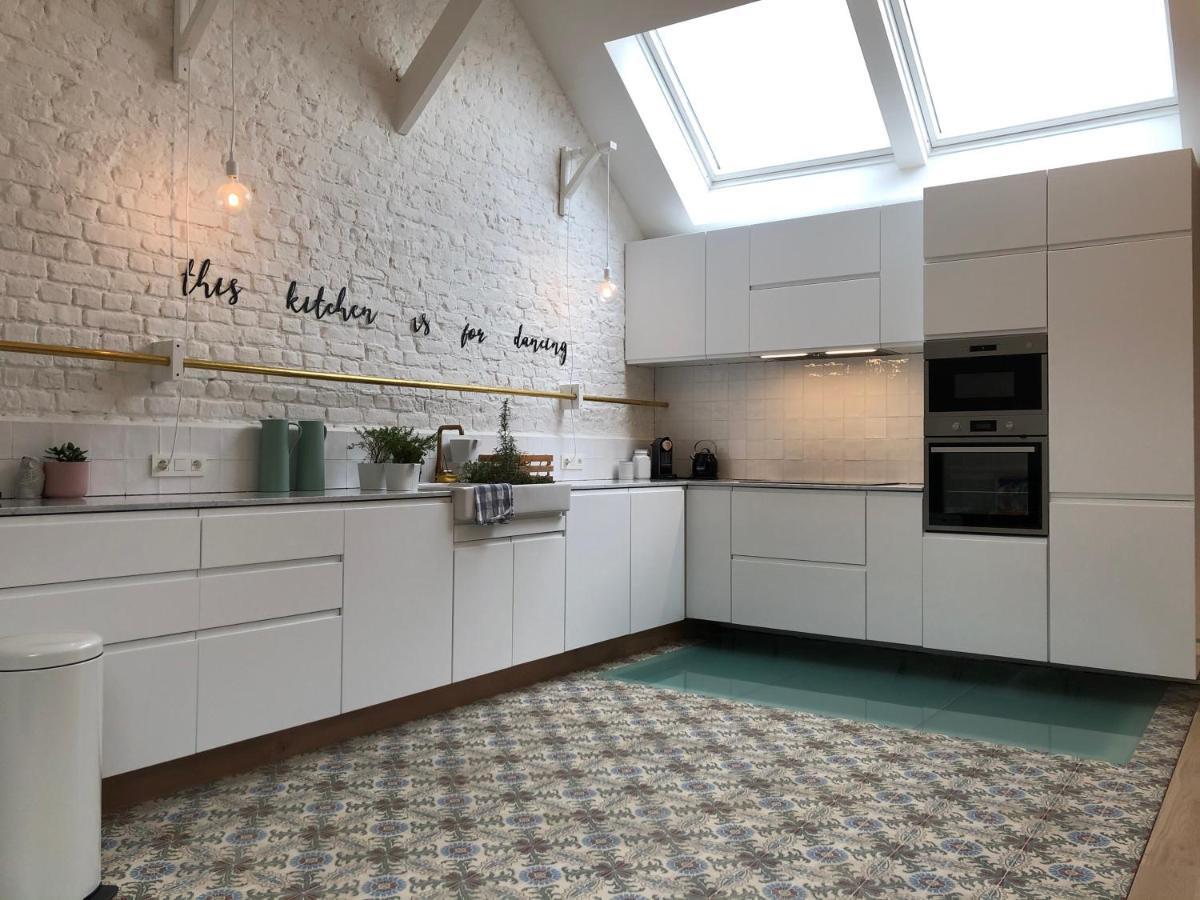 Lichtrijke Loft Bij Restaurant Den Olifant Apartment Ieper Ngoại thất bức ảnh